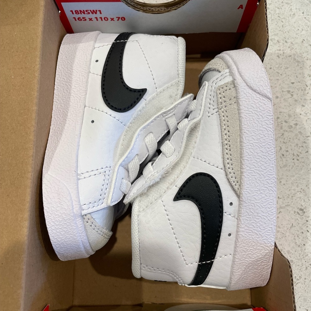 Nike Blazer Mid '77
Baby/Toddler Shoes
